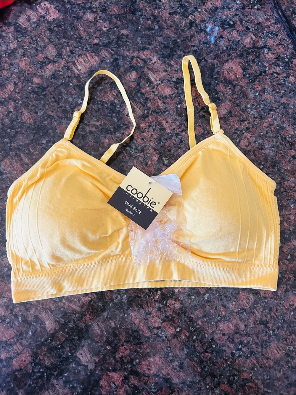 Coobie Seamless Wireless Bra - Yellow -One Size